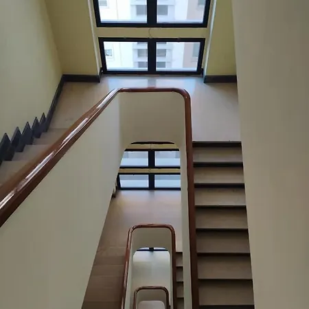 Experience * バーリ